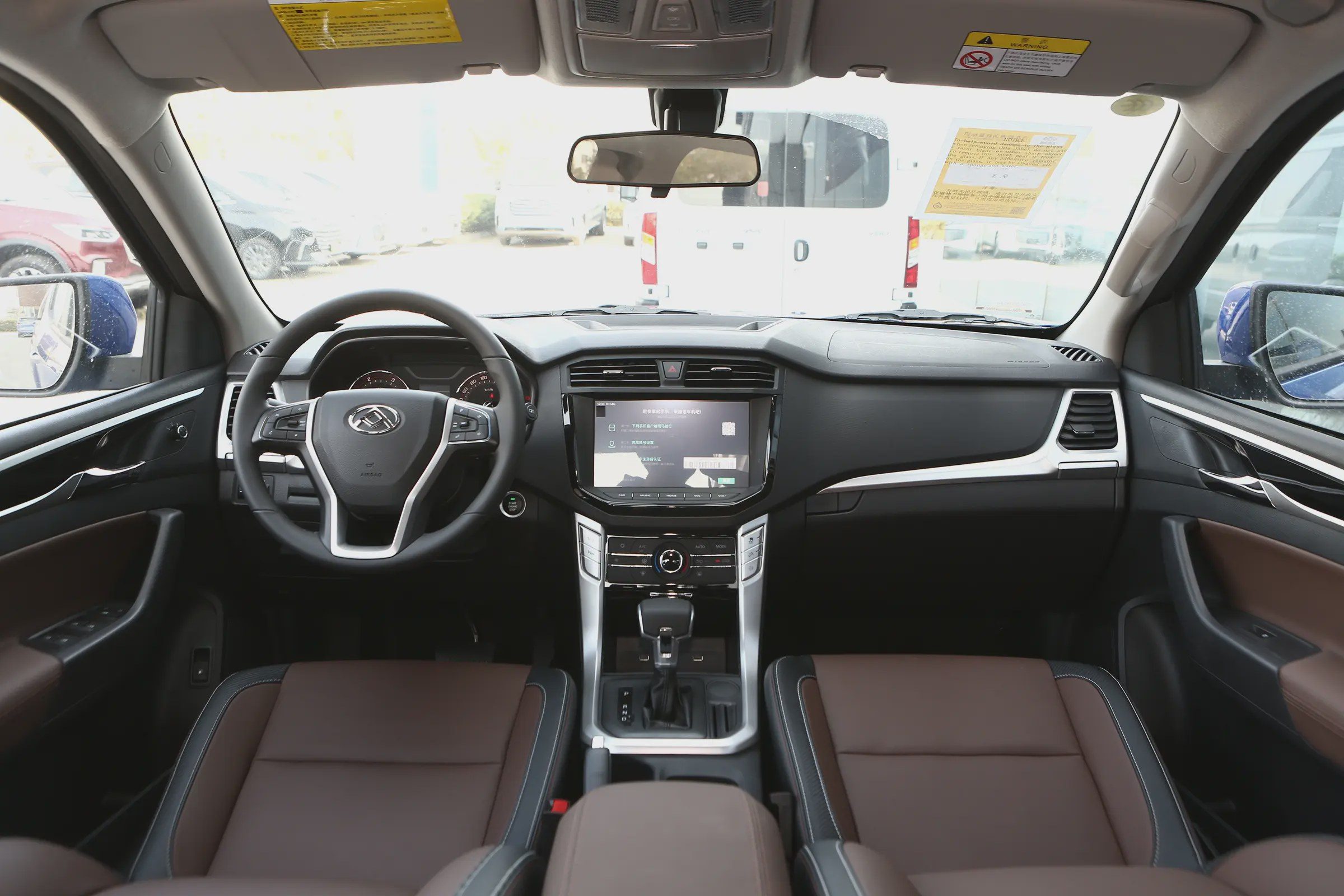 2019 Maxus T70 automatic 2WD