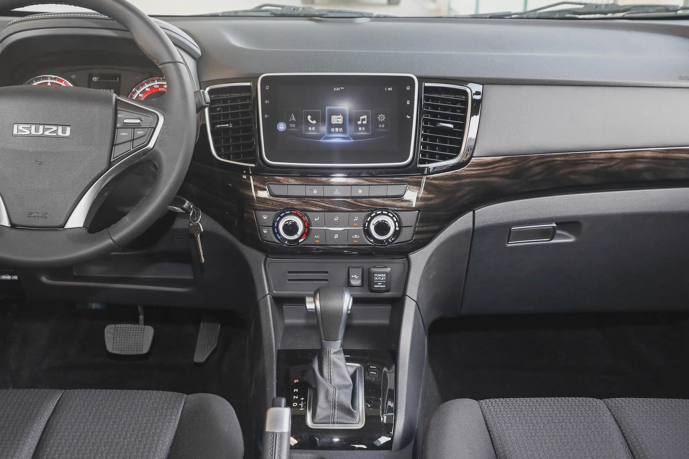 2019 Isuzu D-Max automatic 2WD