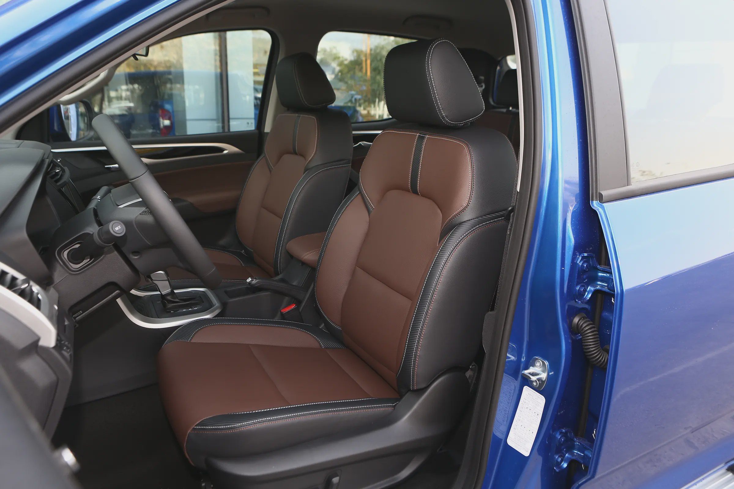 2019 Maxus T70 automatic 2WD