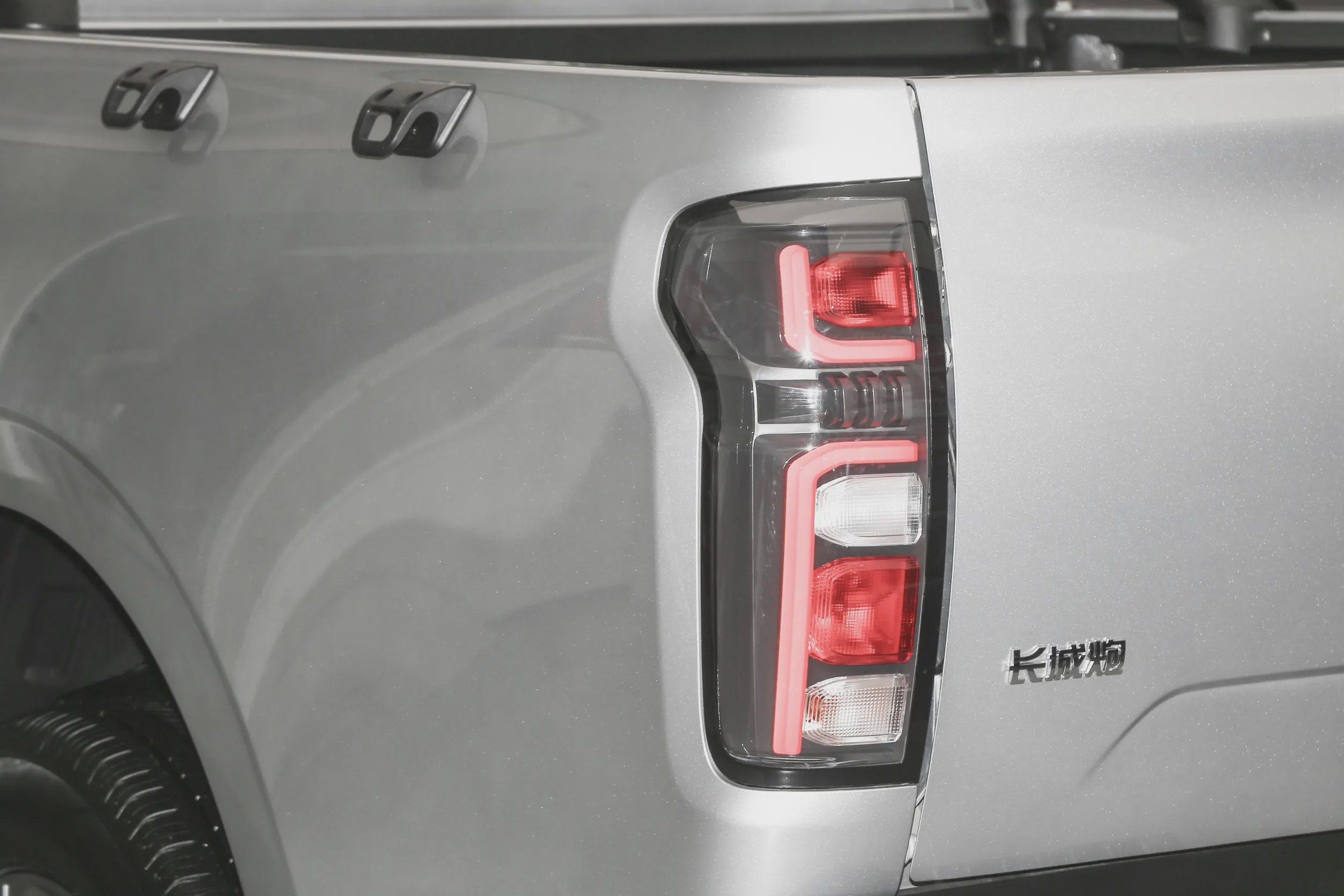 2021 Model, Commercial Edition, 2.4T Diesel, Automatic 2WD, Large Dual Elite Model, GW4D24