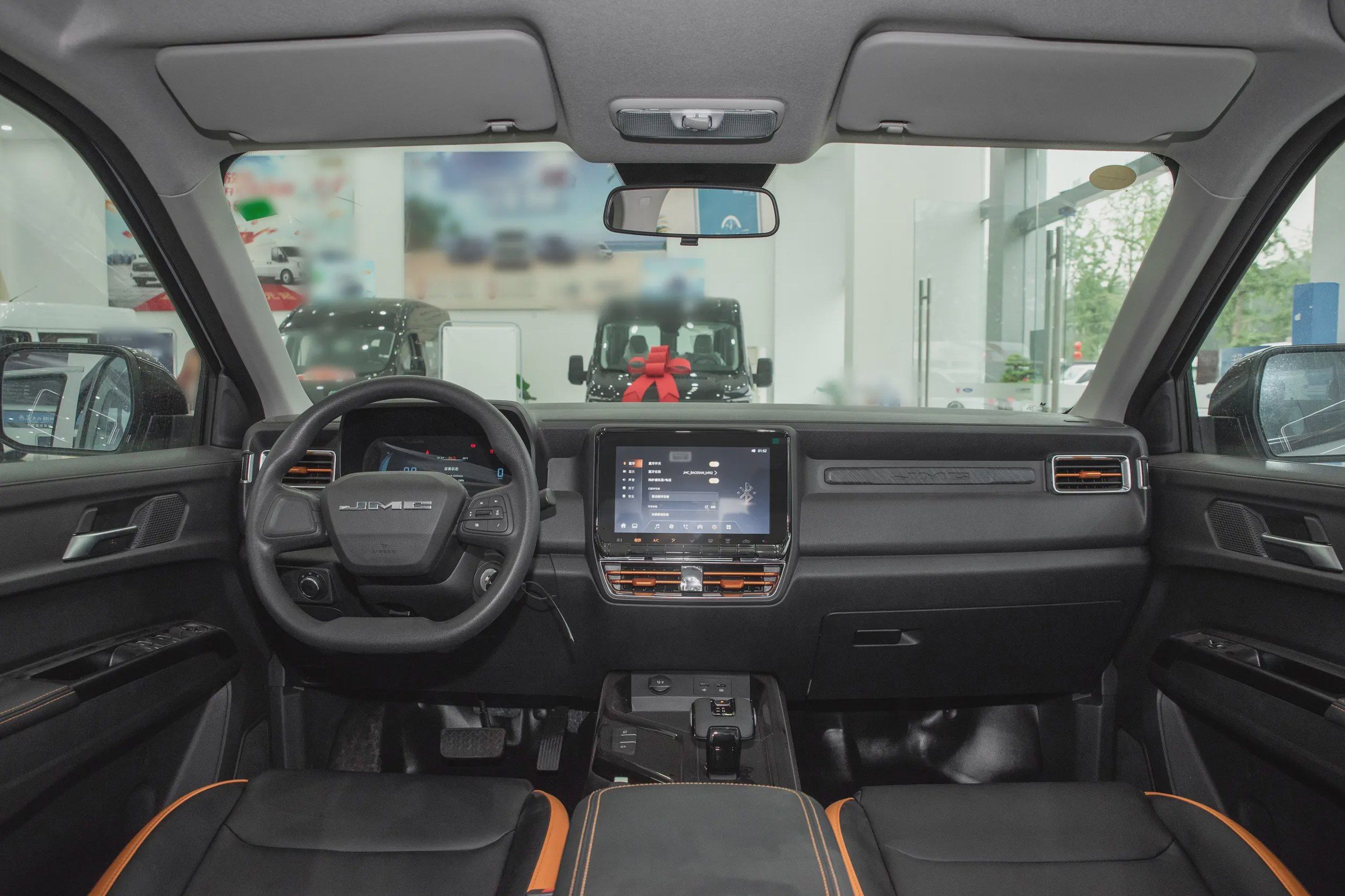 2025 Model 2.5T Automatic Diesel 4WD Long Wheelbase Flatbed