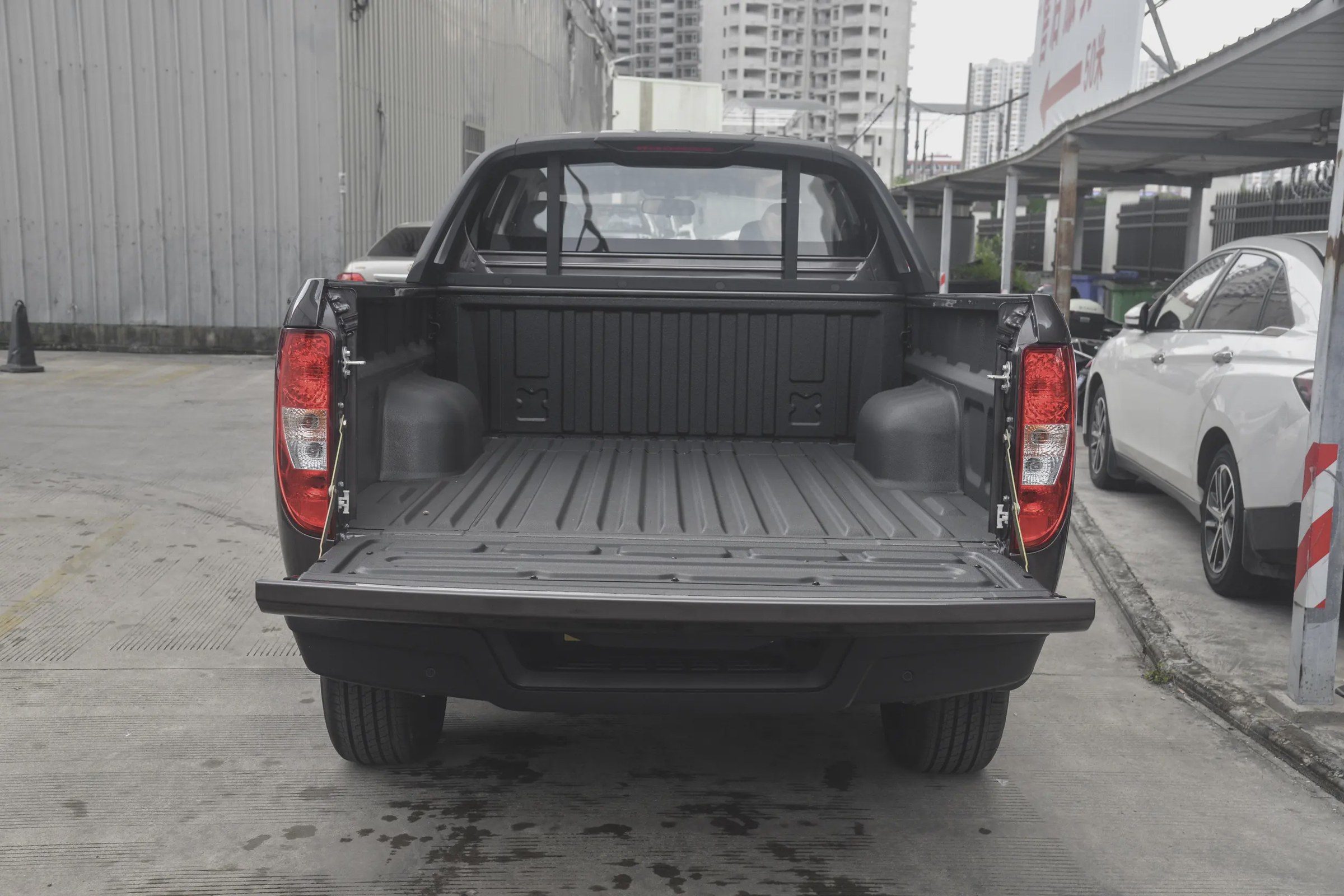 2023 Model 2.0T Automatic Diesel 4WD Comfort Long Wheelbase