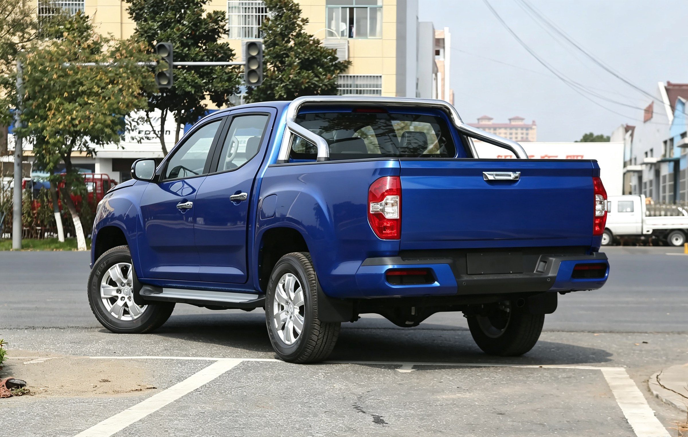 2019 Maxus T70 automatic 2WD