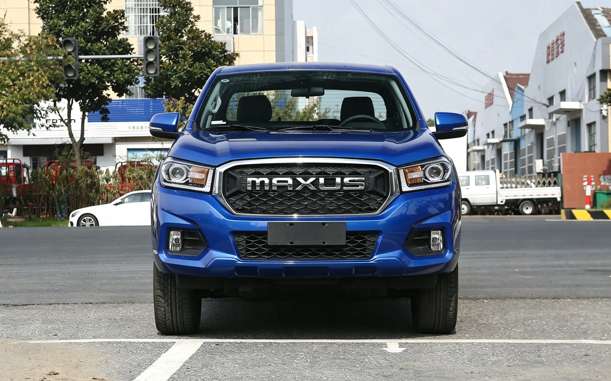 2019 Maxus T70 automatic 2WD